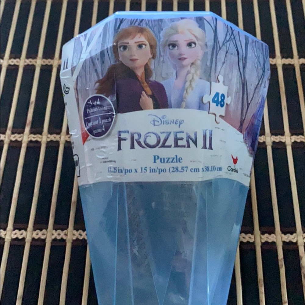 Disney Frozen 2 48-Piece Surprise Puzzle